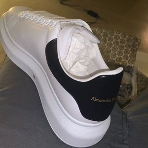 Alexander Mcqueens size 43m